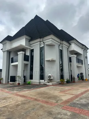 Furnished 4bdrm Duplex in Okhoromi, Off, Benin City for sale