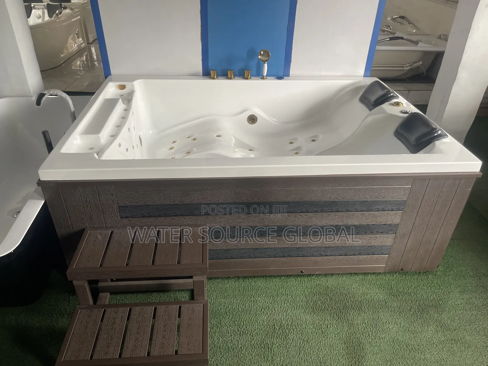 Luxury Comfortable Jacuzzi