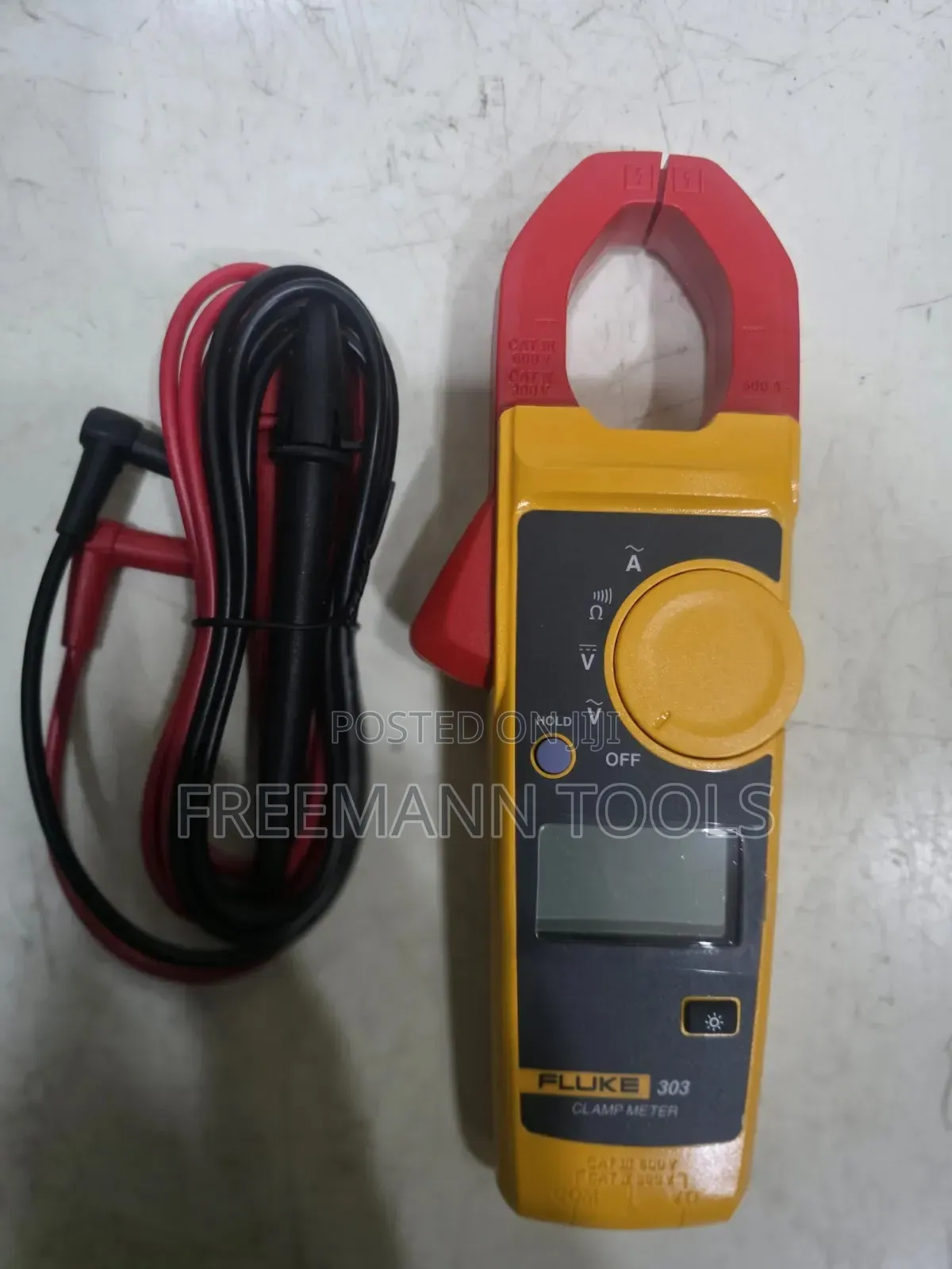 Fluke 303 Clamp Meter