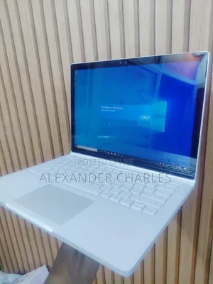 Laptop Microsoft Surface Book 8GB Intel Core i7 SSD 256GB
