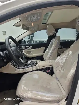 Mercedes-Benz E300 4Matic AWD Sedan (2.0L 4cyl 9A) 2017 White