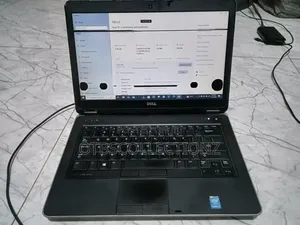 Laptop Dell Latitude E6440 8GB Intel Core i7 SSD 256GB