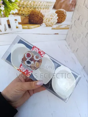 Premium 3-Piece Porcelain Leaf-Shaped Snack and Dip Dishes Set