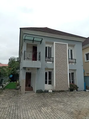4bdrm Duplex in Lekki Phase 1 for rent