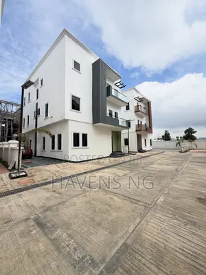 5bdrm Duplex in Jahi for sale