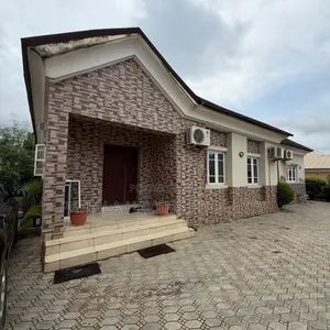 3bdrm Bungalow in Life Camp for sale