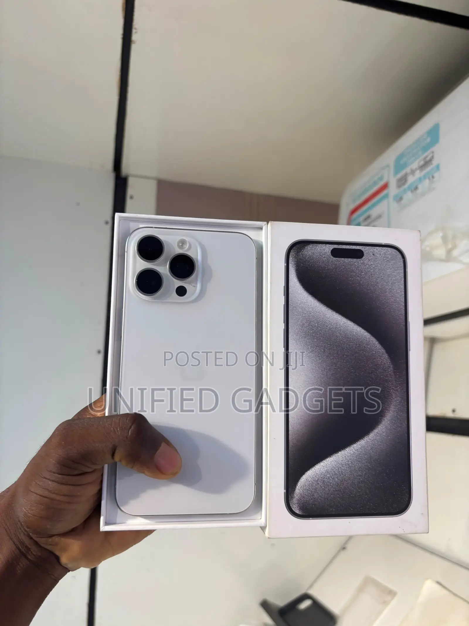 Apple iPhone 15 Pro Max 256 GB White
