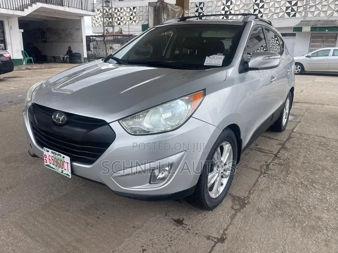 Hyundai Tucson 2013 Silver