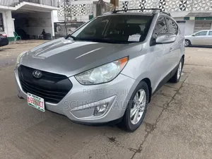 Hyundai Tucson 2013 Silver