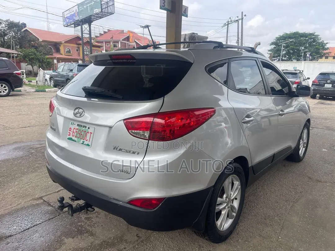 Hyundai Tucson 2013 Silver
