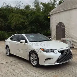Lexus ES 350 FWD 2016 White