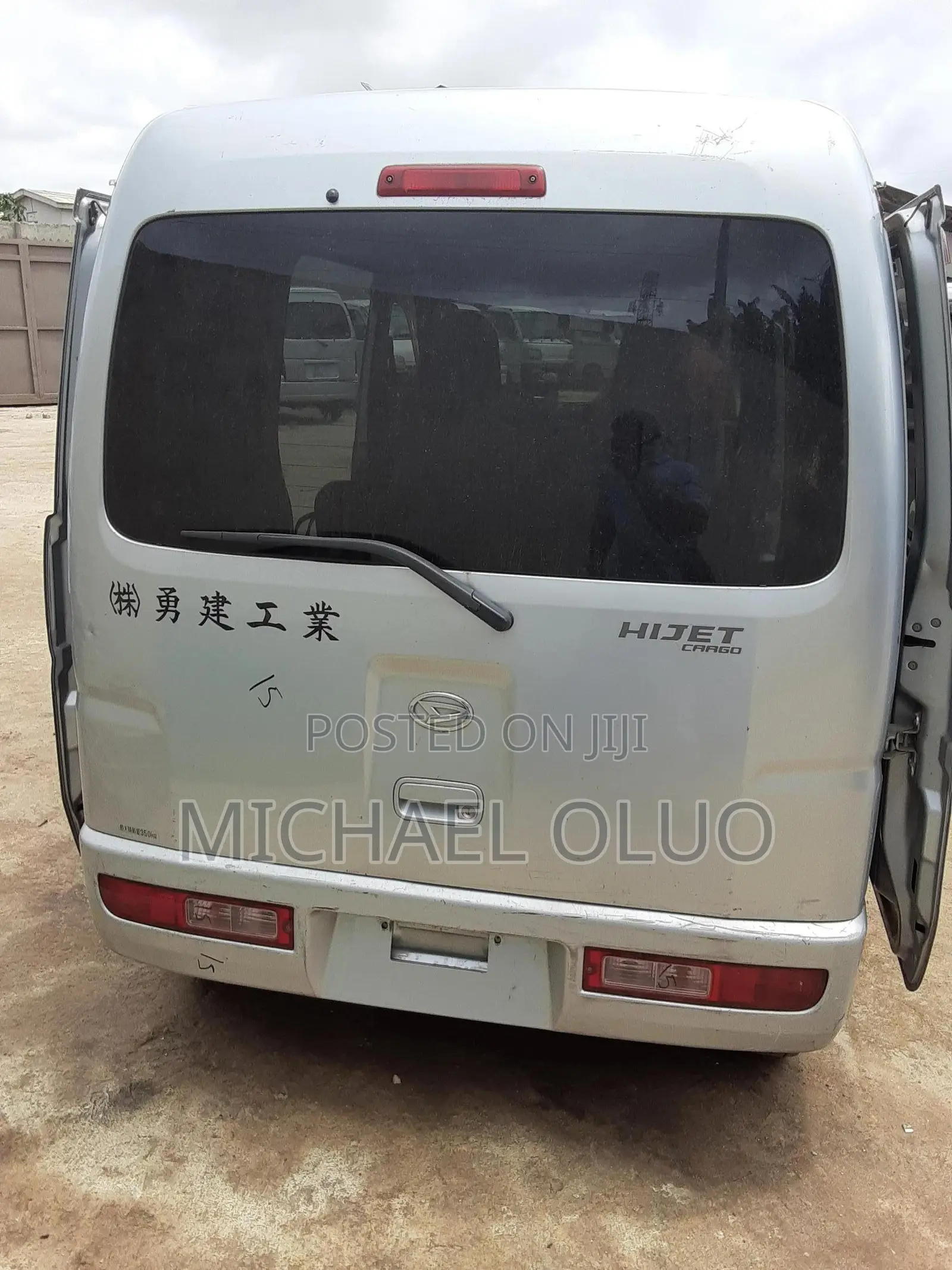 Daihatsu Hijet 2012 Silver