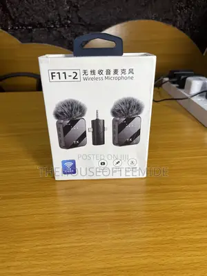 F11-2 Wireless Microphone