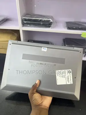 Laptop HP ZBook Firefly G8 16GB Intel Core i7 SSD 256GB