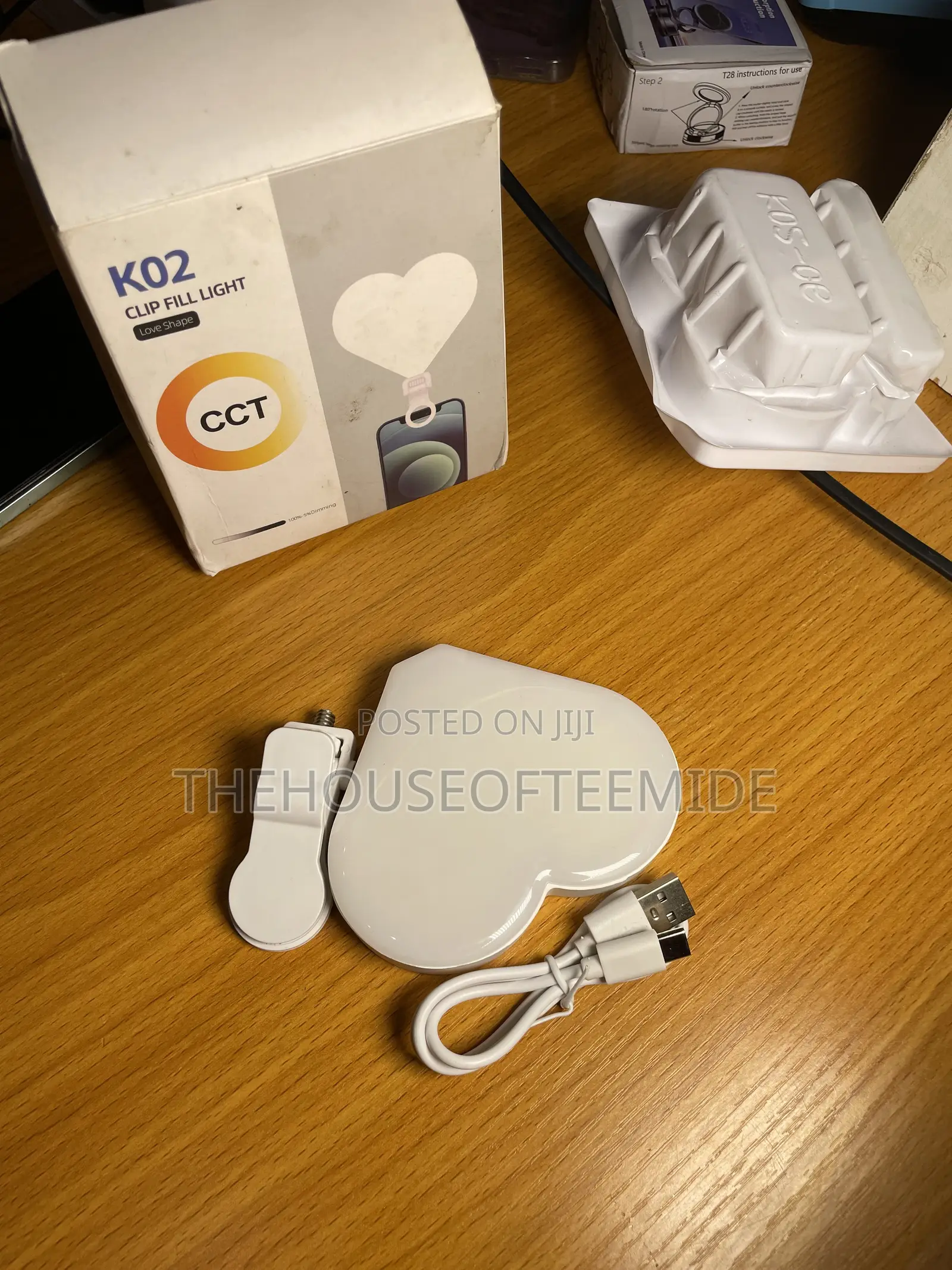 K02 Clip Fill Light