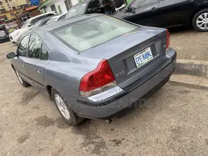 Volvo S60 2004 Green