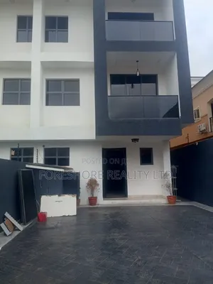 4bdrm Duplex in Magodo Phase 2 for rent