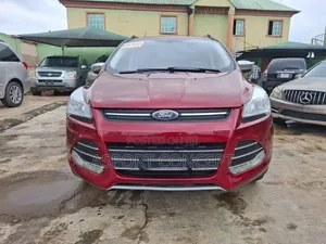 Ford Escape SE 4dr SUV (1.6L 4cyl Turbo 6A) 2015 Red