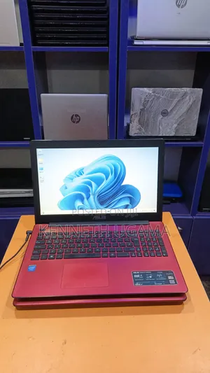 Laptop Asus F550CC 4GB Intel Celeron HDD 320GB