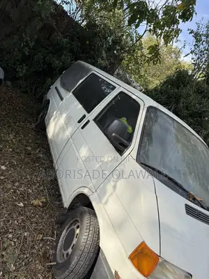 Volkswagen Transporter 1992 White