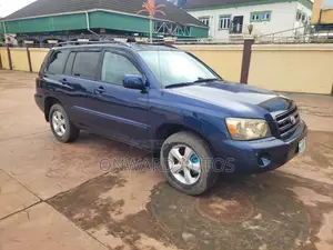 Toyota Highlander 2004 Blue