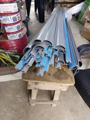 All Sizes of Floor Trunks