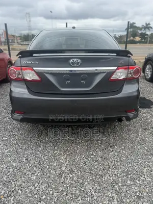 Toyota Corolla 2012 Gray
