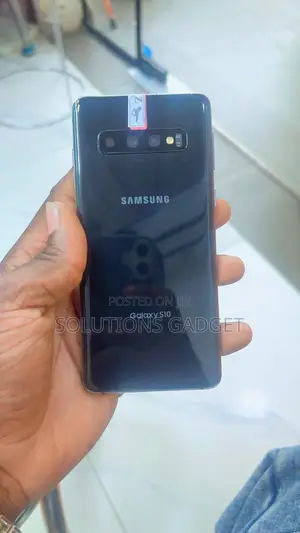 Samsung Galaxy S10 128 GB Black