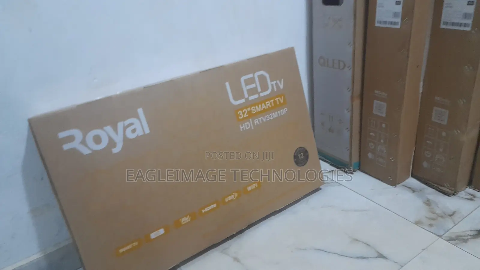 Royal 32" LED Smart Television – HD Quality