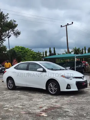 Toyota Corolla 2015 White
