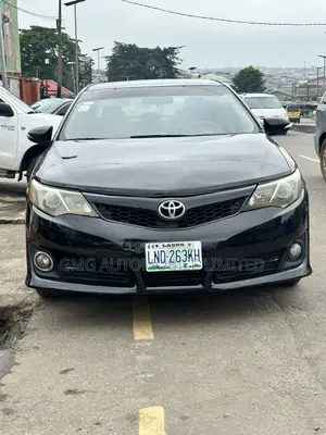 Toyota Camry SE 4dr Sedan (2.5L 4cyl 6A) 2012 Black
