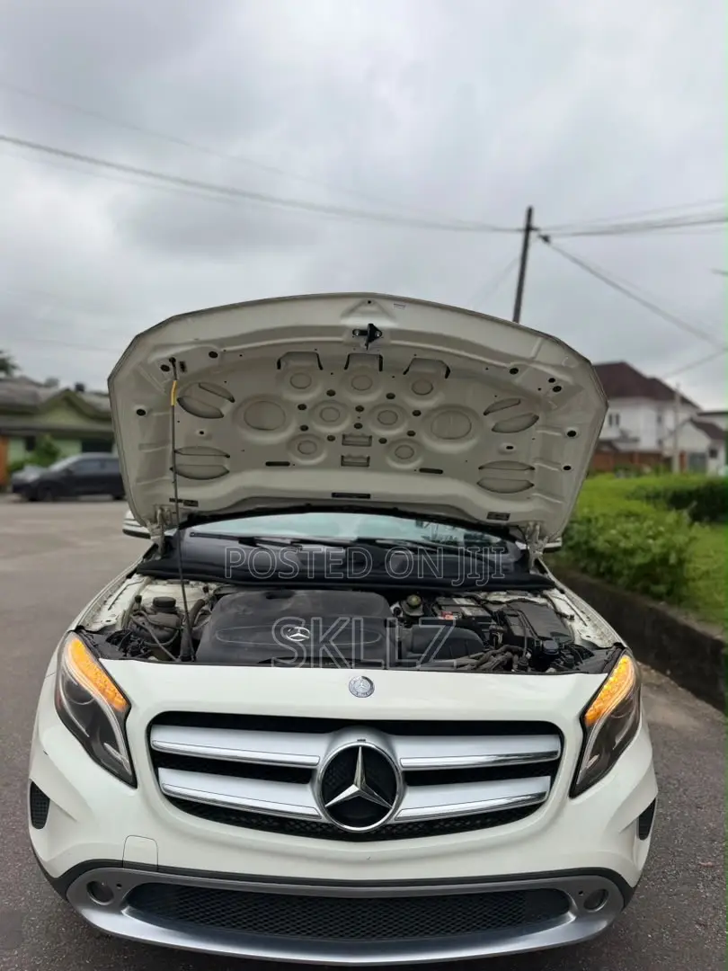 Mercedes-Benz GLA 250 2015 White