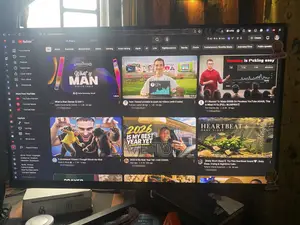 27 Inches Hisense Monitor