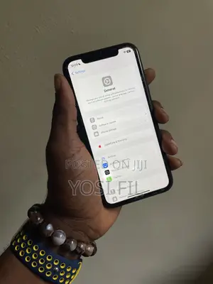 Apple iPhone XR 64 GB Black
