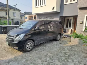 Hyundai H1 2012 Black