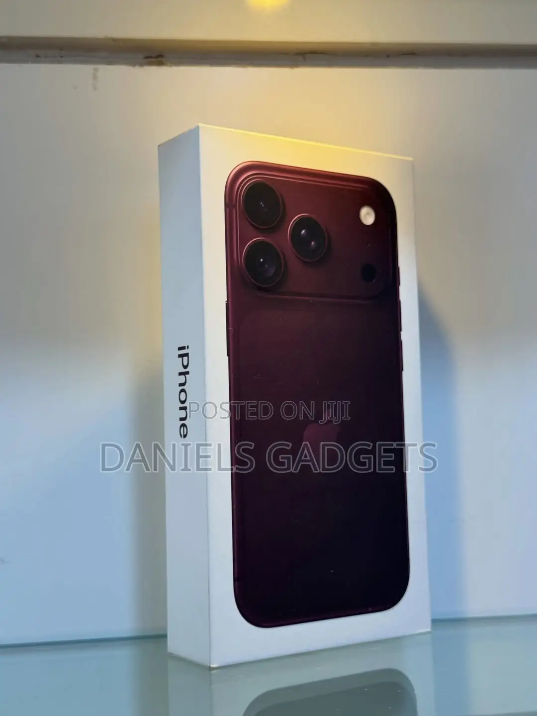 New Apple iPhone 18 Pro 256 GB Red