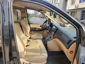 Hyundai H1 2012 Black
