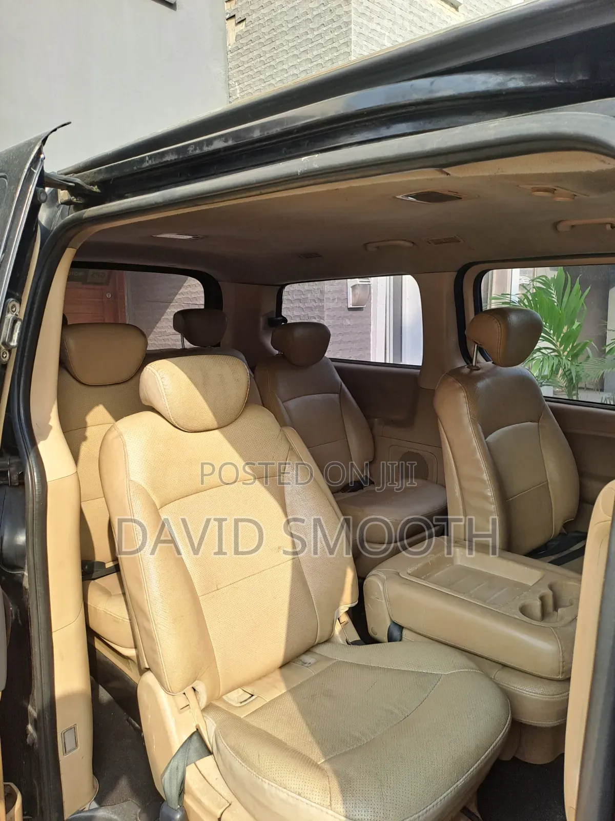 Hyundai H1 2012 Black