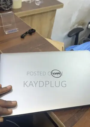 Laptop Dell Precision 5520 16GB Intel Core i7 SSD 256GB