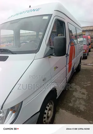 Mercedes-Benz Sprinter 2005 White