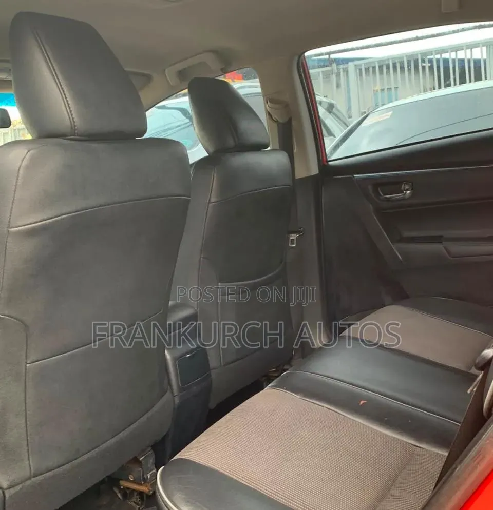 Toyota Corolla 2016 Red
