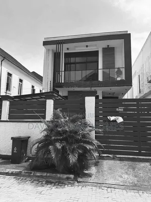 4bdrm Duplex in Chevron for rent