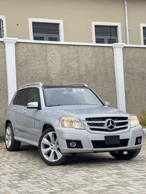 Mercedes-Benz GLK-Class 350 2010 Silver