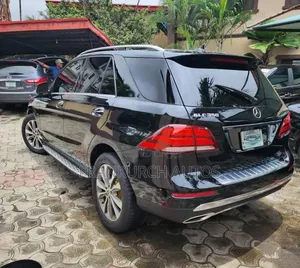 Mercedes-Benz M Class 2012 Black