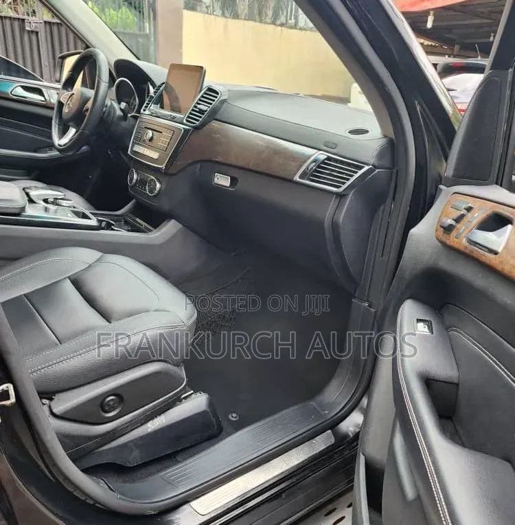 Mercedes-Benz M Class 2012 Black