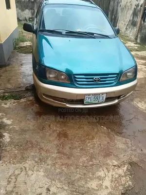 Toyota Picnic 2.0 FWD 2004