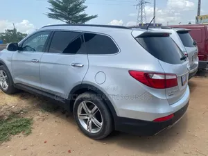 Hyundai Santa Fe 2015 Gray