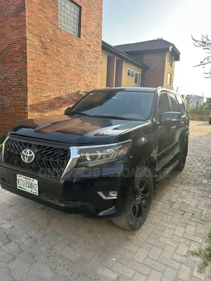 Toyota Land Cruiser Prado 2009 Black