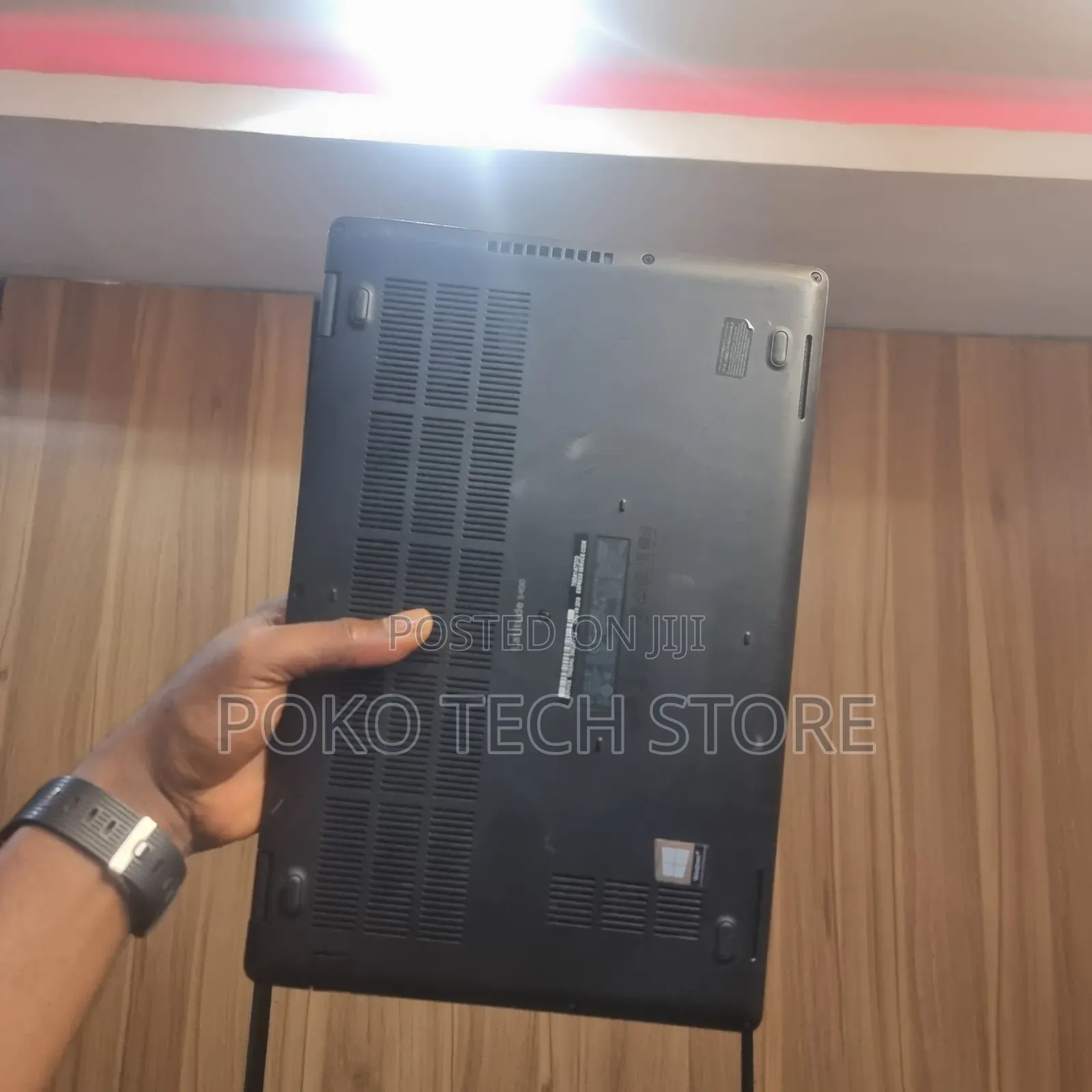Laptop Dell Latitude 5400 8GB Intel Core i7 SSD 256GB