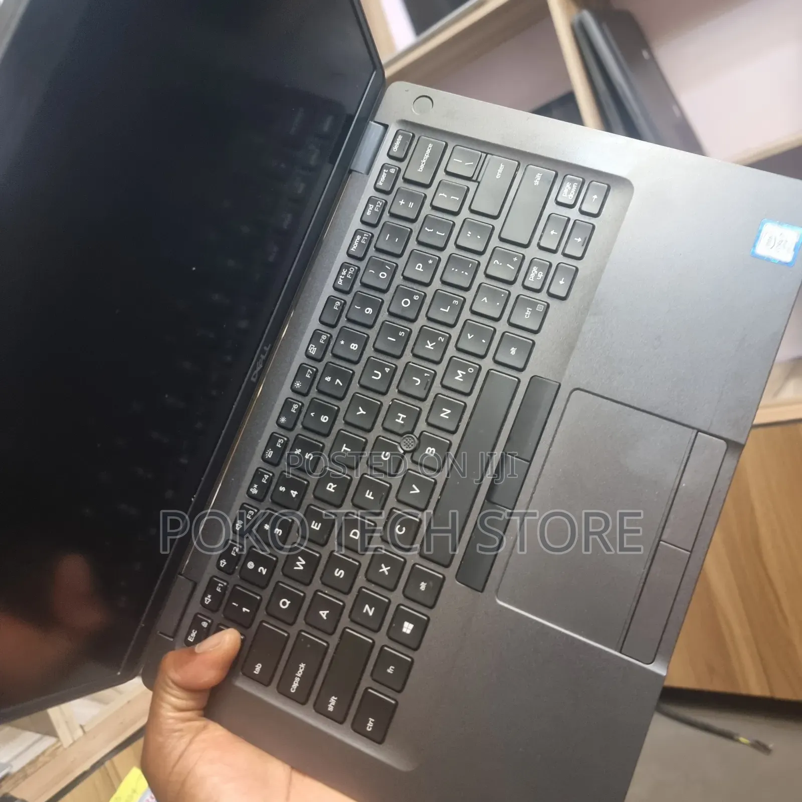 Laptop Dell Latitude 5400 8GB Intel Core i7 SSD 256GB